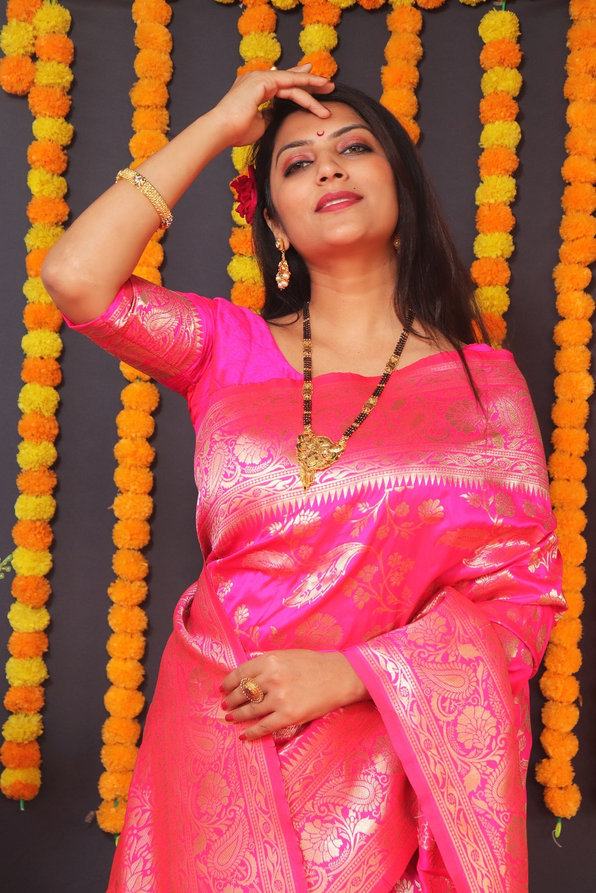 Surreptitious Dark Pink Banarasi Silk Saree With Pleasurable Blouse Piece