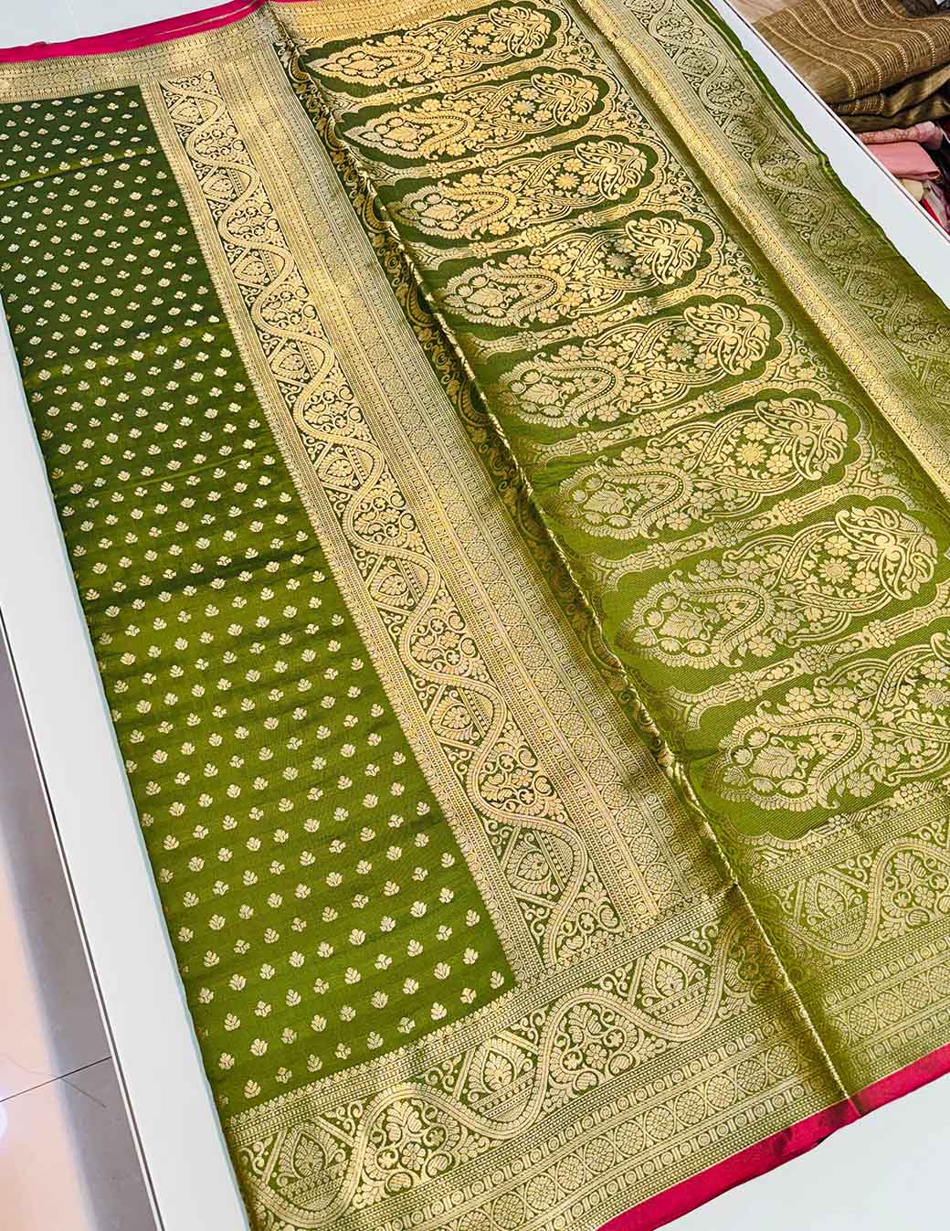 Profuse Green Soft Banarasi Silk Saree With Proficient Blouse