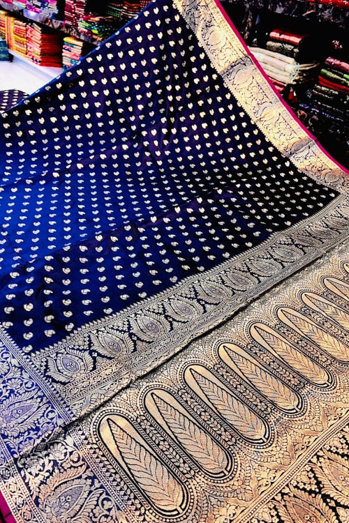 Load image into Gallery viewer, Confounding Navy Blue Soft Banarasi Silk Saree With Artistic Blouse Piece
