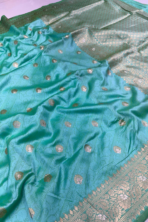 Load image into Gallery viewer, Fairytale Sky Soft Banarasi Silk Saree With Conflate Blouse Piece
