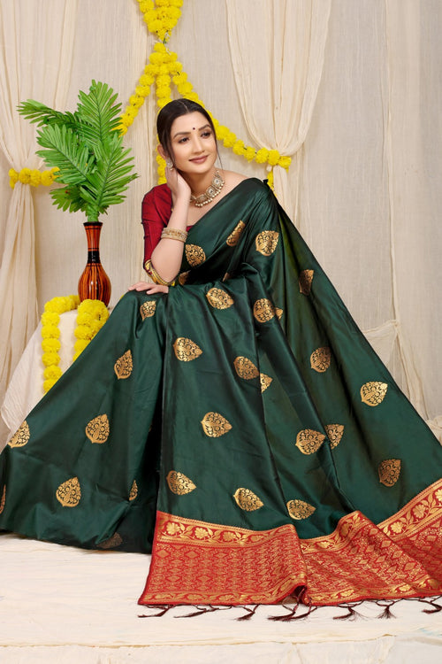 Load image into Gallery viewer, Designer Dark Green Banarasi Silk Saree With Smart Blouse Piece
