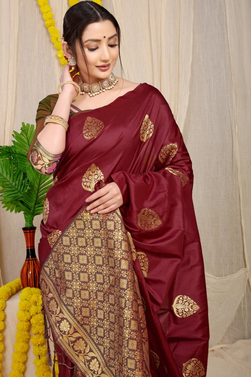 Load image into Gallery viewer, Exceptional Maroon Banarasi Silk Saree With Prominent Blouse Piece
