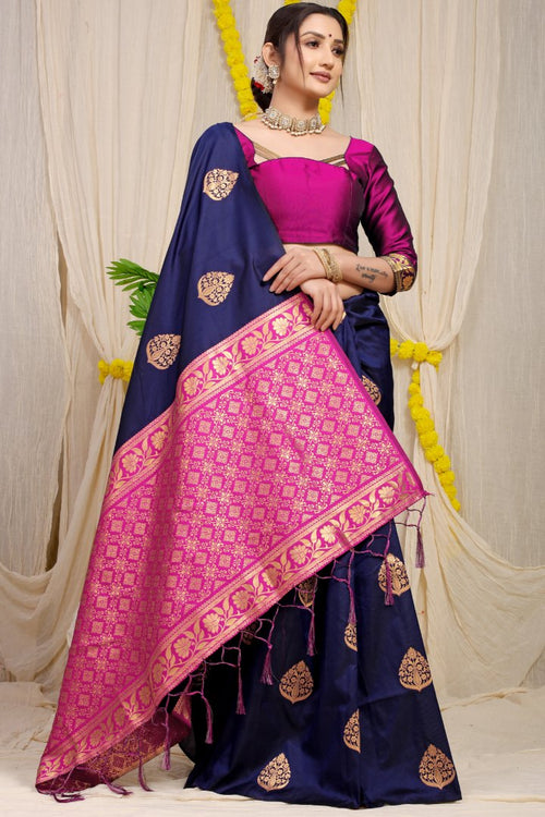 Load image into Gallery viewer, Mesmeric Navy Blue Banarasi Silk Saree With Pleasant Blouse Piece
