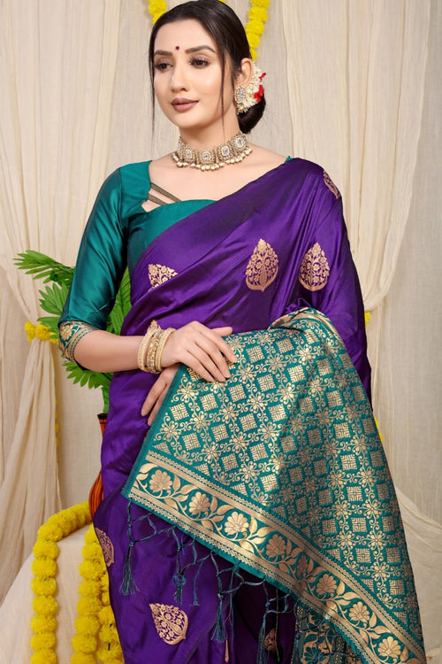 Load image into Gallery viewer, Traditional Royal Blue Banarasi Silk Saree With Ideal Blouse Piece
