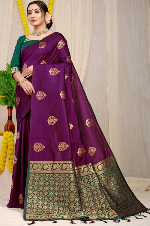 Load image into Gallery viewer, Angelic Wine Banarasi Silk Saree With Comely Blouse Piece
