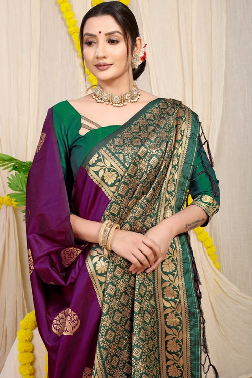 Load image into Gallery viewer, Angelic Wine Banarasi Silk Saree With Comely Blouse Piece
