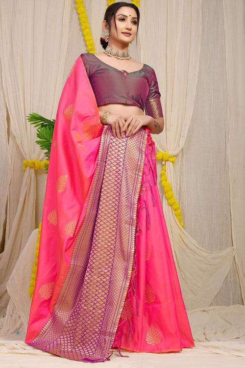 Load image into Gallery viewer, Hypnotic Pink Soft Banarasi Silk Saree With Lissome Blouse Piece
