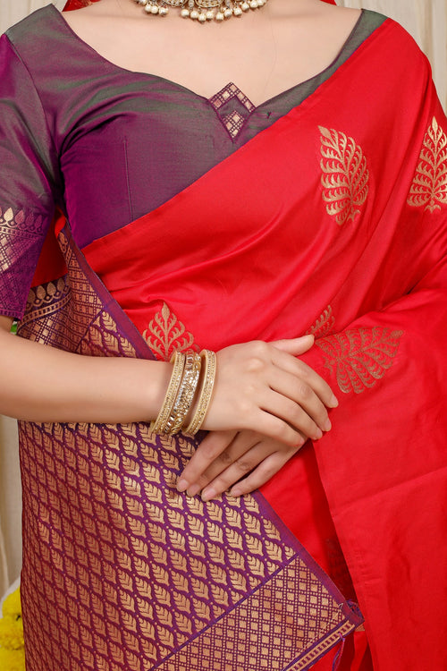 Load image into Gallery viewer, Fancifull Red Soft Banarasi Silk Saree With Lissome Blouse Piece
