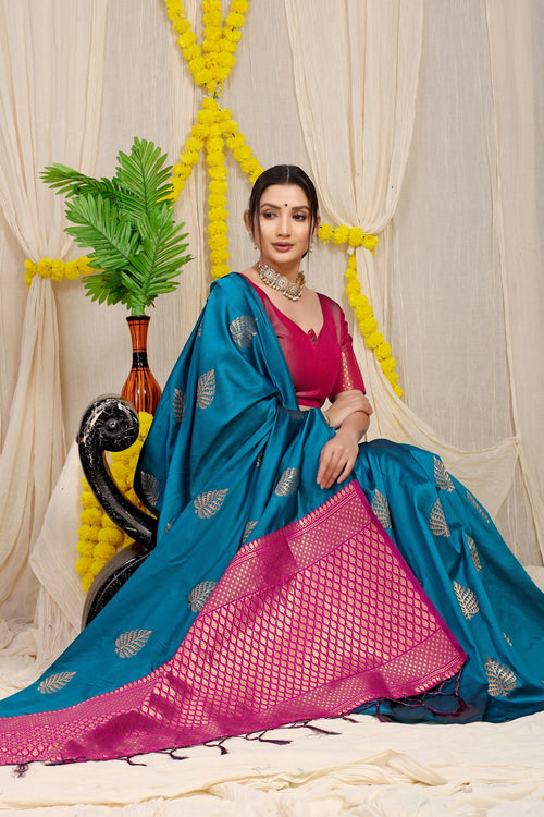 Load image into Gallery viewer, Excellent Teal Blue Soft Banarasi Silk Saree With Lissome Blouse Piece
