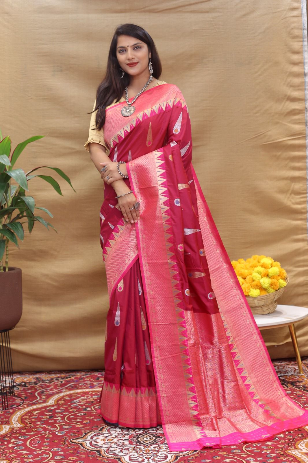 Hypnotic Maroon Soft Banarasi Silk Saree With Delightful Blouse Piece
