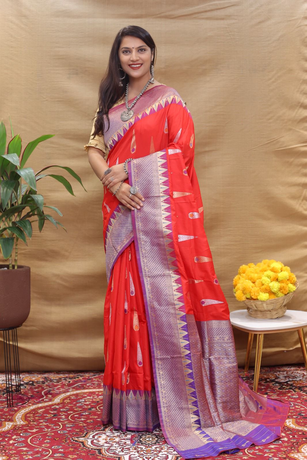 Extraordinary Red Soft Banarasi Silk Saree With Skinny Blouse Piece