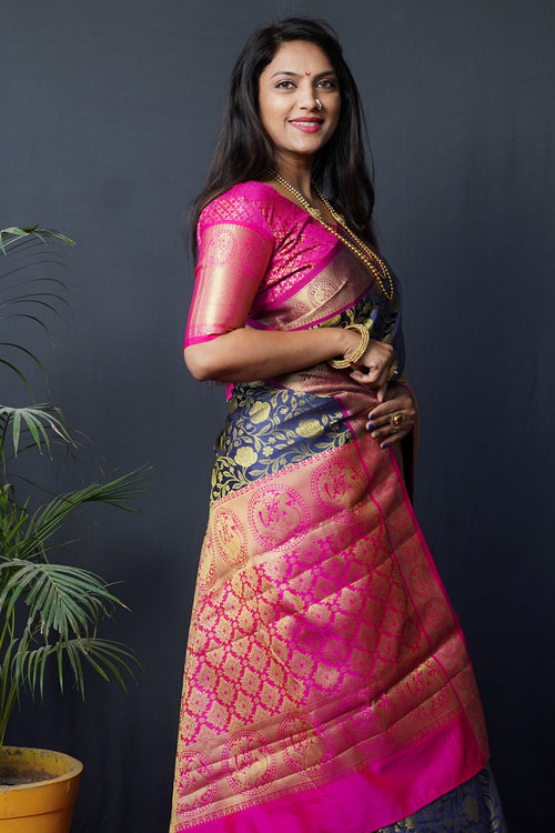 Load image into Gallery viewer, Engaging Navy Blue Kanjivaram Silk With Conflate Blouse Piece
