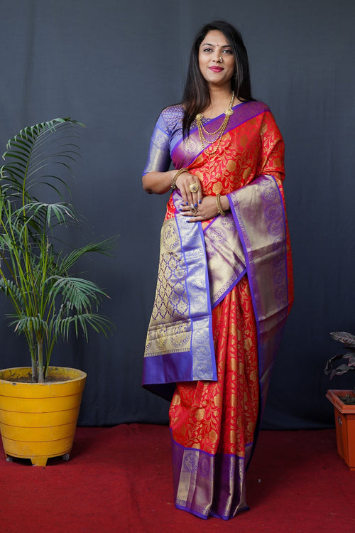 Load image into Gallery viewer, Gratifying Red Kanjivaram Silk With Conflate Blouse Piece
