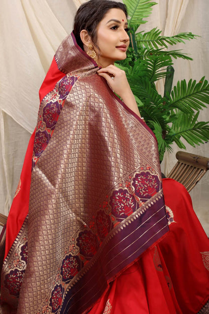 Moiety Red Kanjivaram Silk With Sizzling Blouse Piece