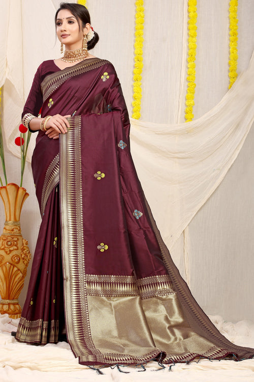 Load image into Gallery viewer, Breathtaking Wine Banarasi Silk Saree With Magnetic Blouse Piece
