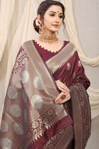 Smashing Brown Kanjivaram Silk With Effervescent Blouse Piece