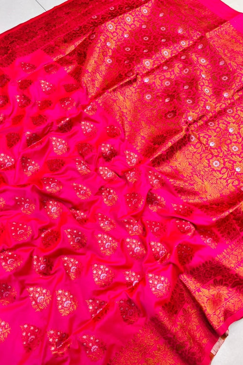 Load image into Gallery viewer, Felicitous Dark Pink Soft Banarasi Silk Saree With Splendorous Blouse Piece
