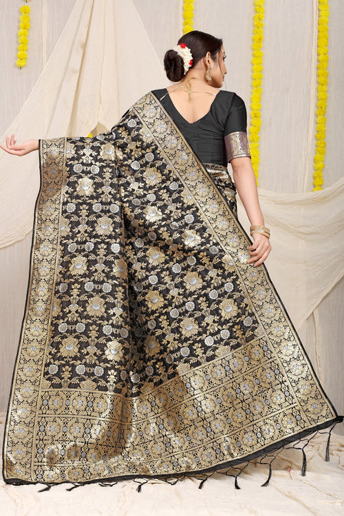 Load image into Gallery viewer, Gleaming Black Banarasi Silk Saree With Fairytale Blouse Piece
