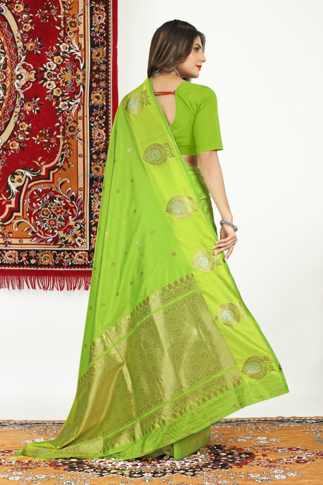 Designer Parrot Banarasi Silk Saree With Unique Blouse Piece