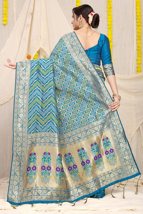 Load image into Gallery viewer, Fantabulous Firozi Soft Banarasi Silk Saree With Beautiful Blouse Piece
