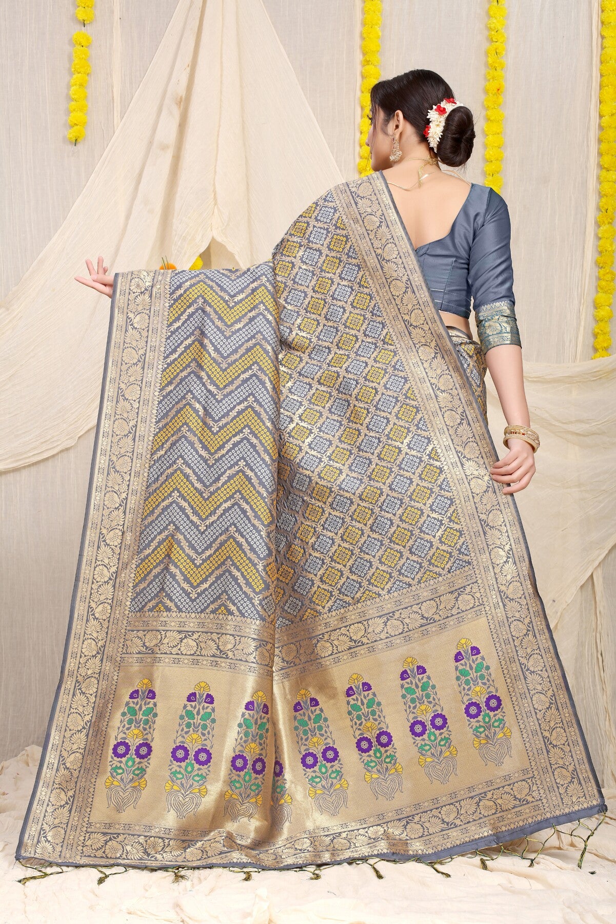 Glittering Grey Soft Banarasi Silk Saree With Beautiful Blouse Piece