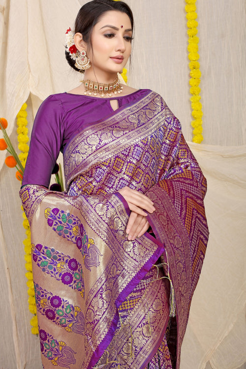 Load image into Gallery viewer, Sempiternal Purple Soft Banarasi Silk Saree With Beautiful Blouse Piece
