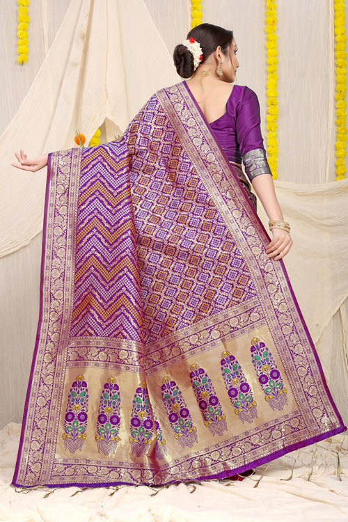 Load image into Gallery viewer, Sempiternal Purple Soft Banarasi Silk Saree With Beautiful Blouse Piece
