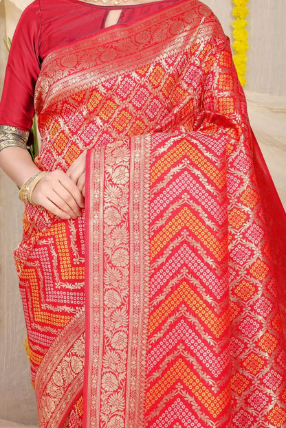 Luminous Red Soft Banarasi Silk Saree With Beautiful Blouse Piece