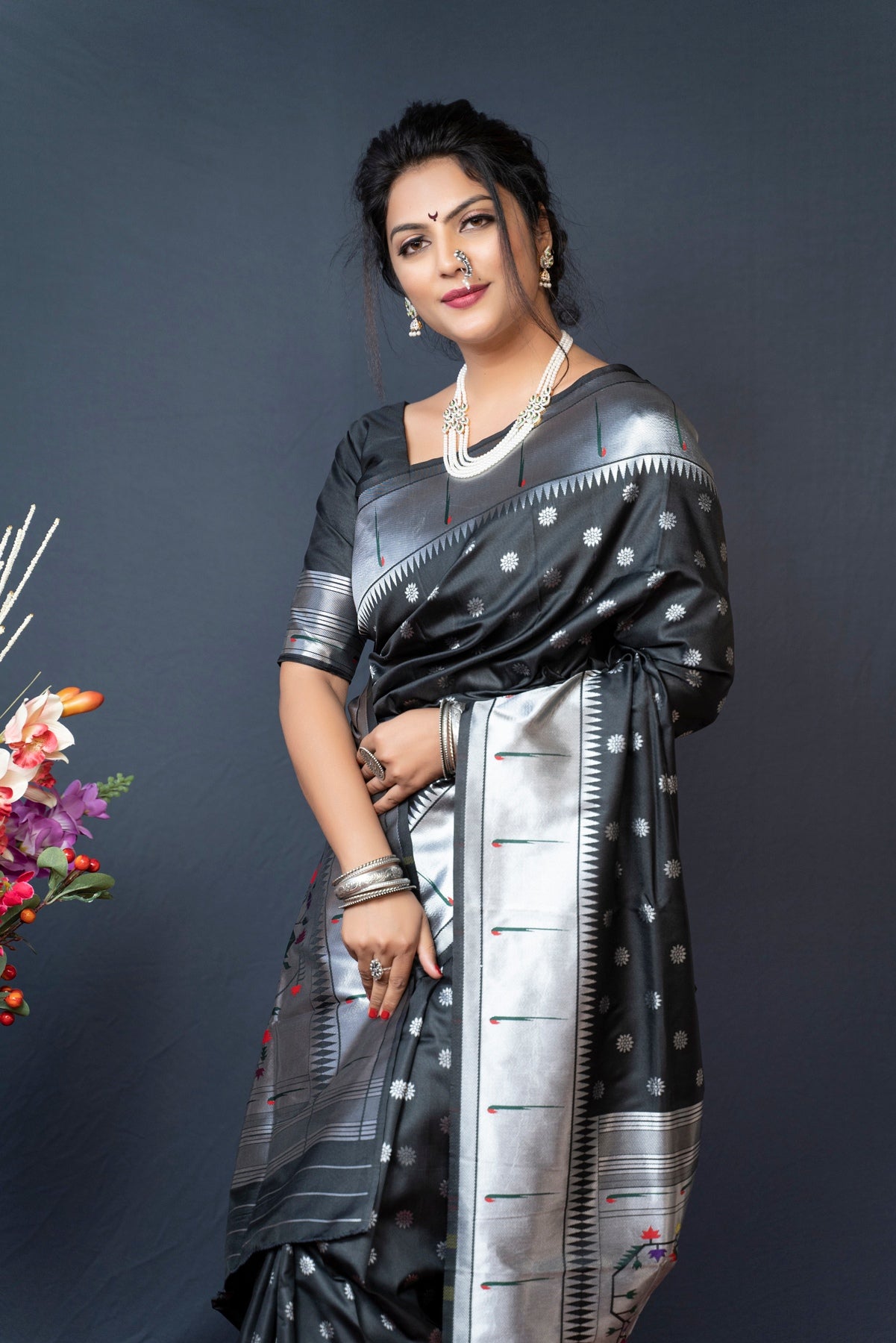 Precious Black Paithani Silk Saree With Magnetic Blouse Piece