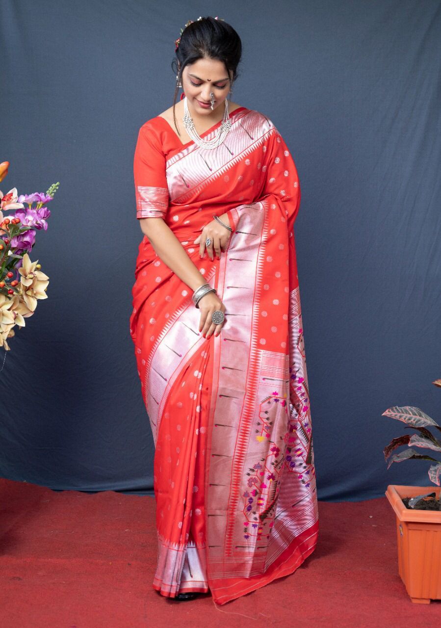 Pretty Red Paithani Silk Saree With Magnetic Blouse Piece