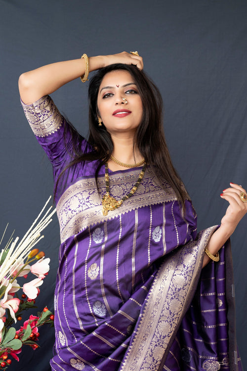 Load image into Gallery viewer, Sizzling Royal Blue Banarasi Silk Saree With Pretty Blouse Piece
