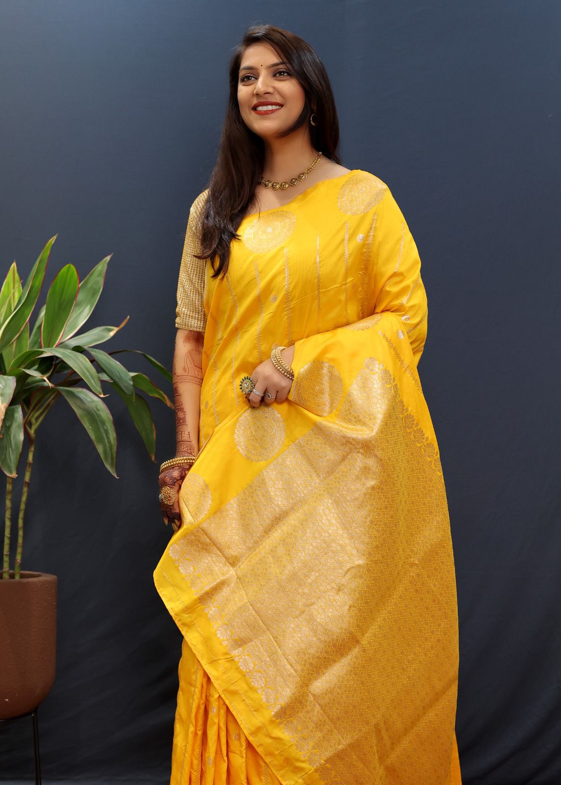 Gratifying Yellow Soft Banarasi Silk Saree With Felicitous Blouse Piece