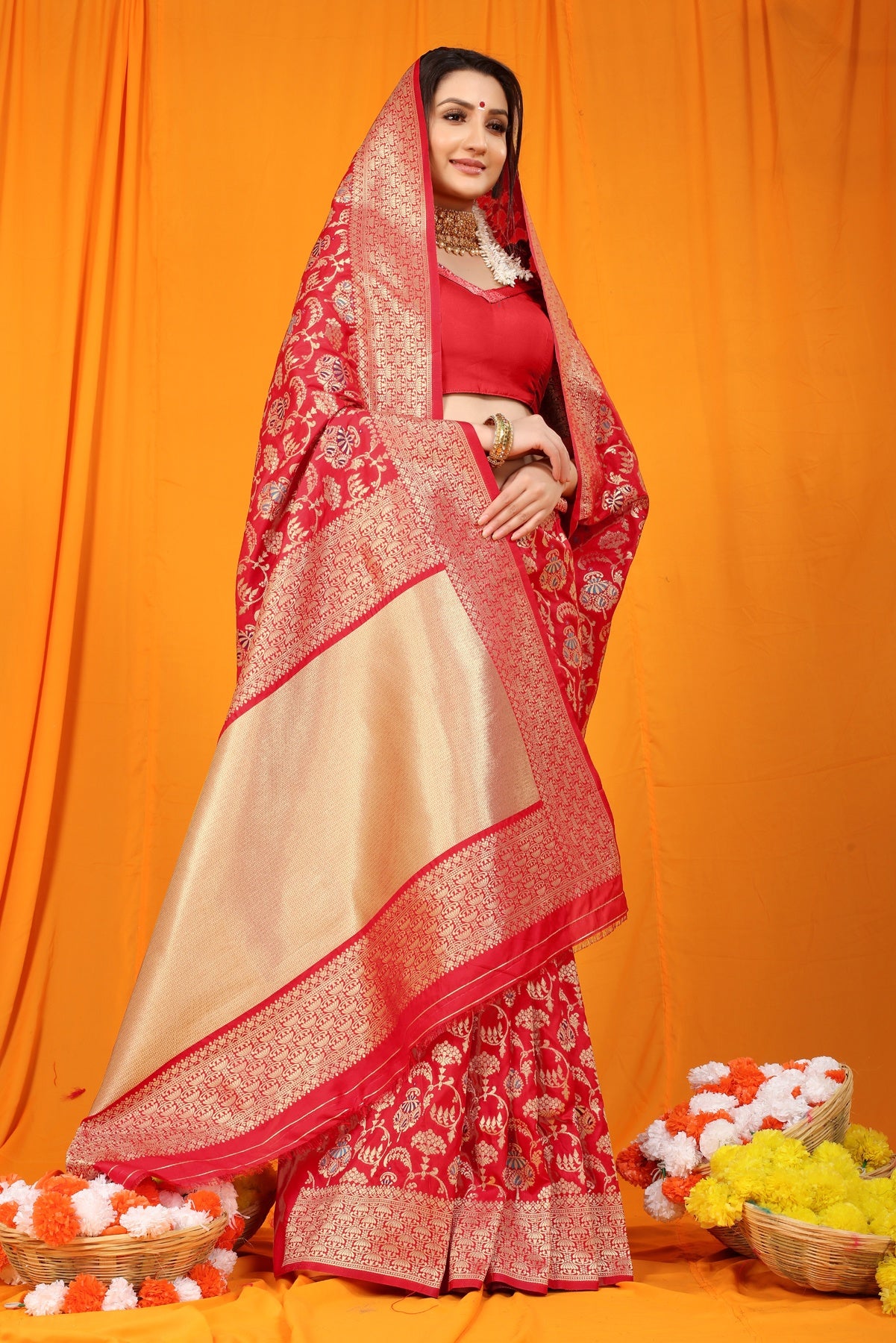 Moiety Red Kanjivaram Silk With Hypnotic Blouse Piece