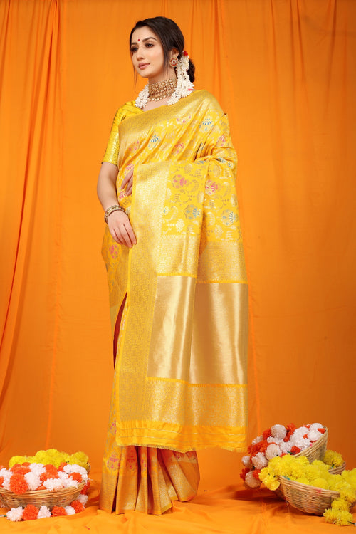 Load image into Gallery viewer, Nemesis Yellow Kanjivaram Silk With Hypnotic Blouse Piece
