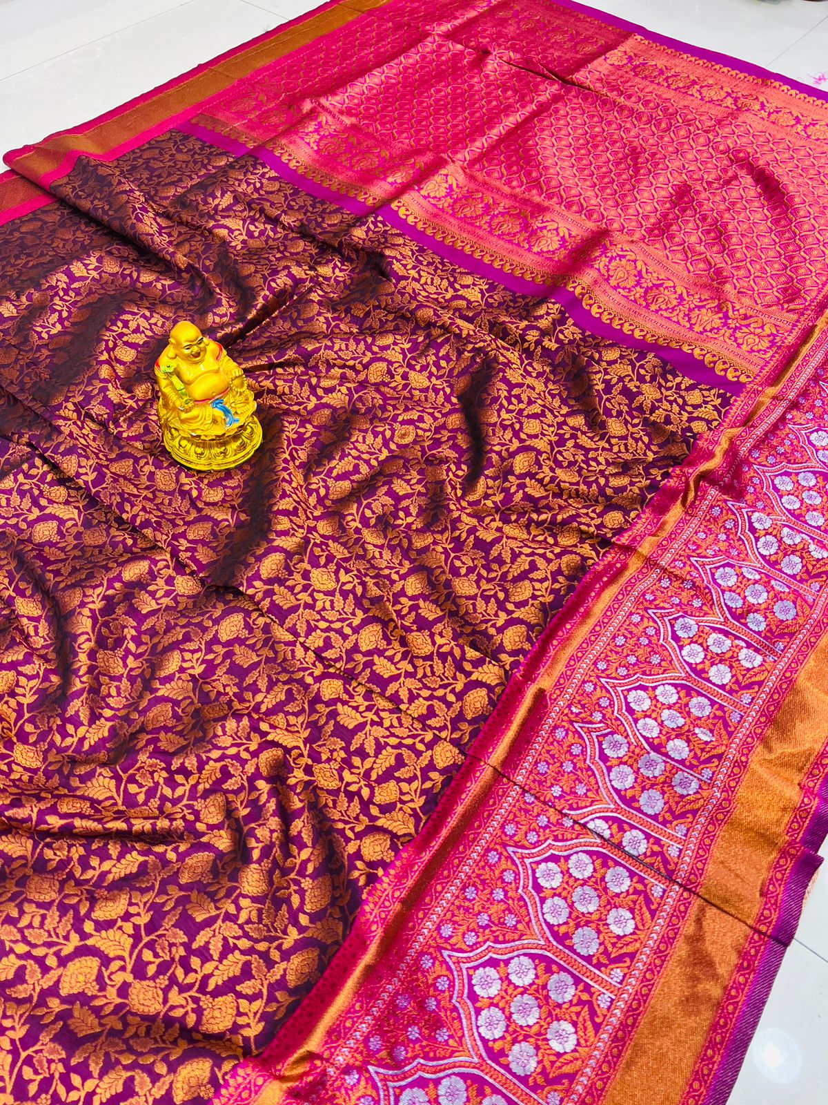 Denouement Purple Kanjivaram Silk Saree With Improbable Blouse Piece