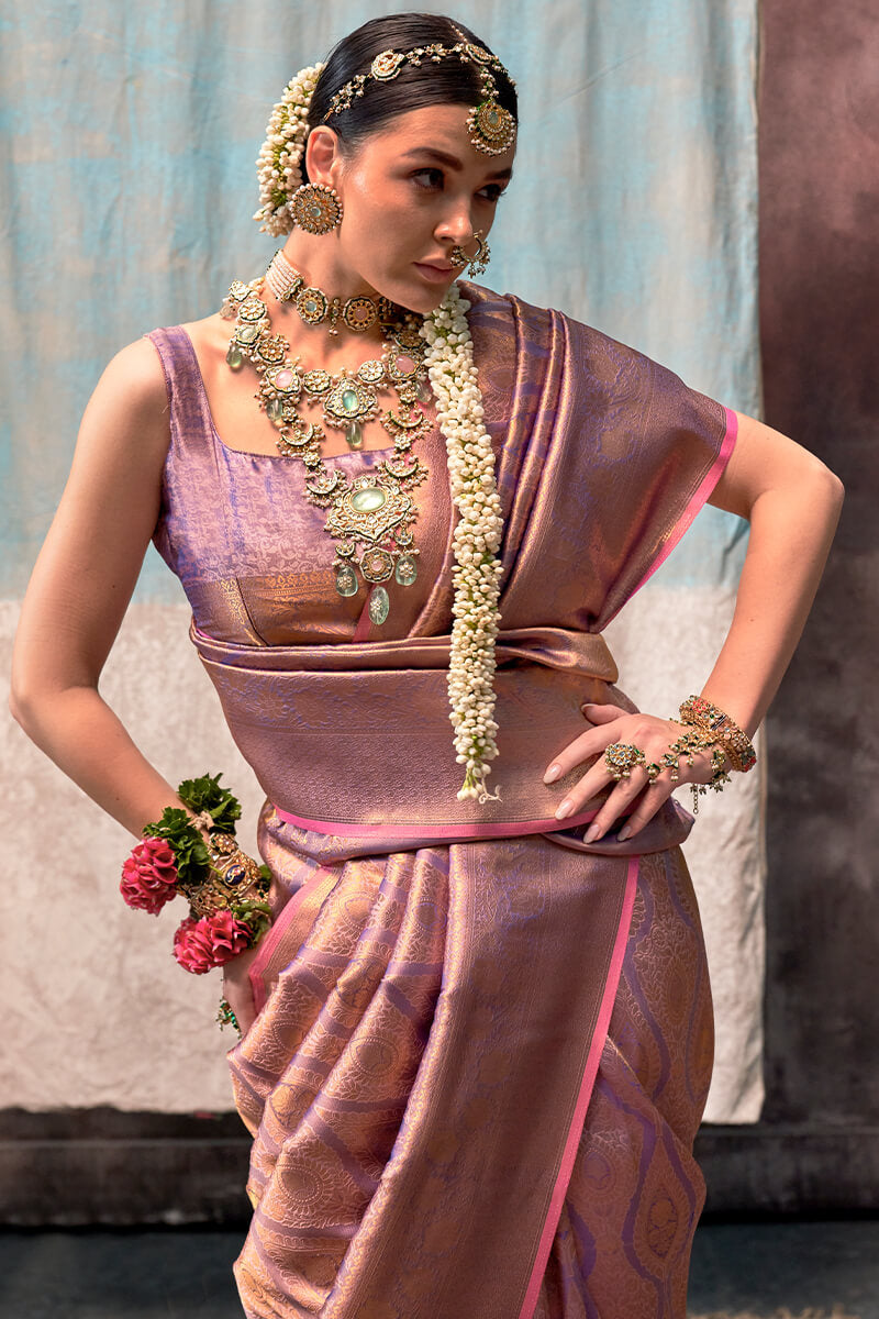 Sempiternal Lavender Kanjivaram Silk Saree With Snazzy Blouse Piece