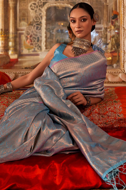 Sempiternal Firozi Kanjivaram Silk Saree With Vestigial Blouse Piece