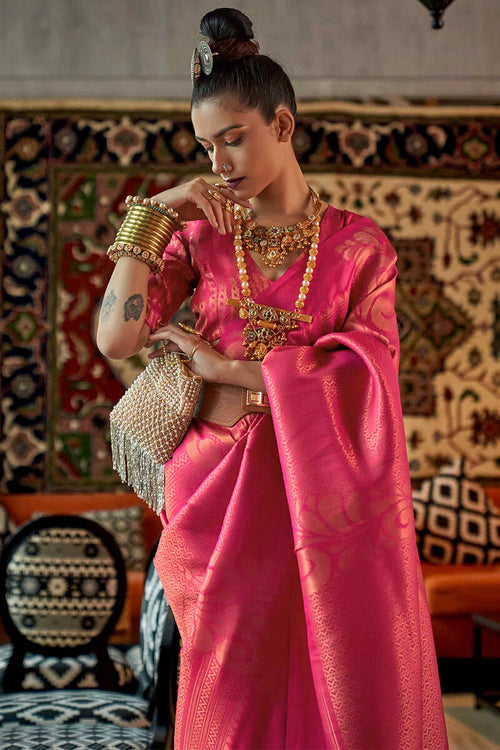 Load image into Gallery viewer, Impressive Dark Pink Kanjivaram Silk Saree With Invaluable Blouse Piece
