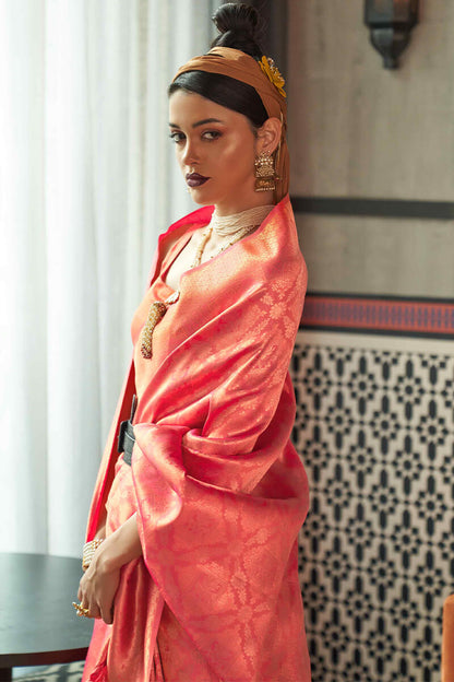 Pleasant Pink Kanjivaram Silk Saree With Bewitching Blouse Piece