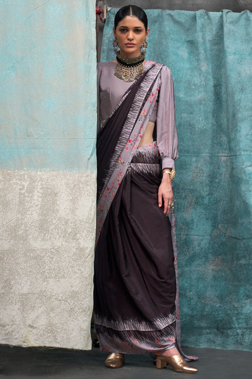 Load image into Gallery viewer, Piquant Black Digital Printed Crape Silk Saree With Snappy Blouse Piece
