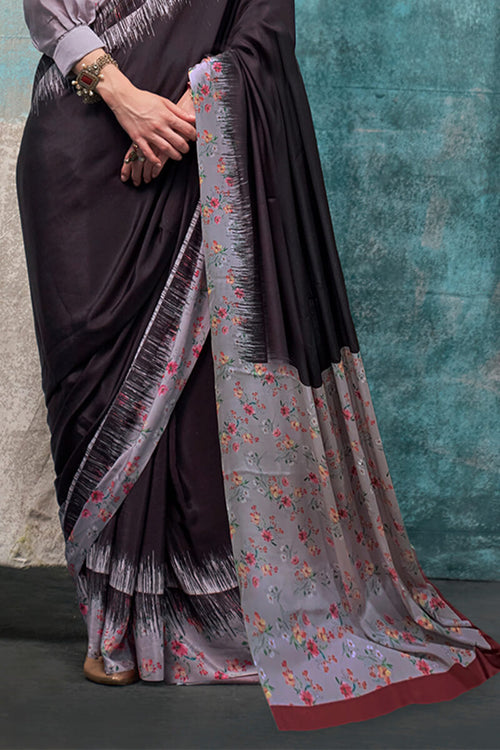 Load image into Gallery viewer, Piquant Black Digital Printed Crape Silk Saree With Snappy Blouse Piece
