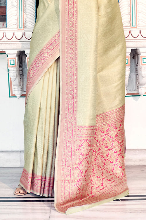 Load image into Gallery viewer, Demanding Pista Kanjivaram Silk Saree With Resonant Blouse Piece
