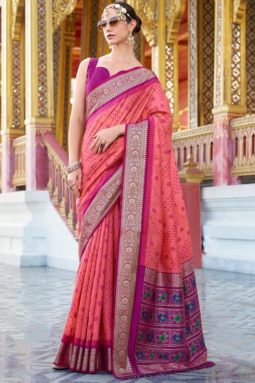 Load image into Gallery viewer, Evanescent Pink Patola Silk Saree with Desultory Blouse Piece
