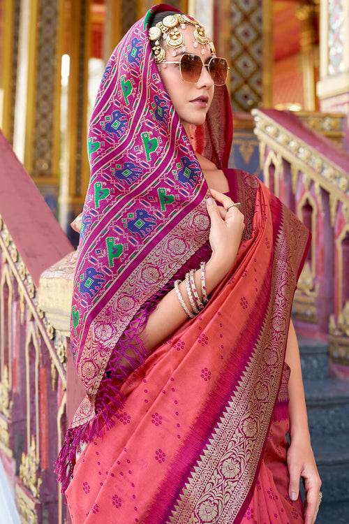 Load image into Gallery viewer, Evanescent Pink Patola Silk Saree with Desultory Blouse Piece
