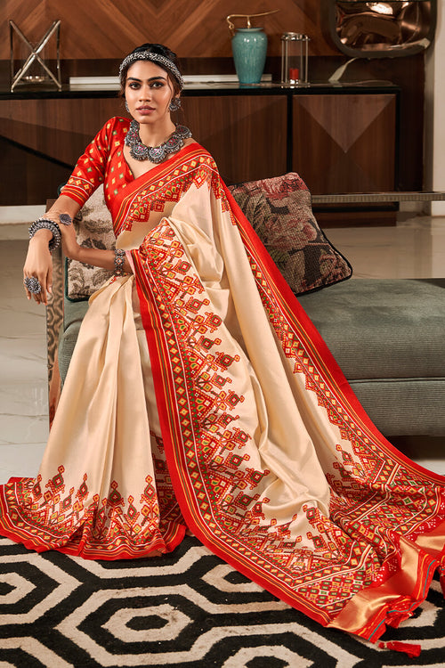 Load image into Gallery viewer, Divine Beige Patola Silk Saree with Conflate Blouse Piece
