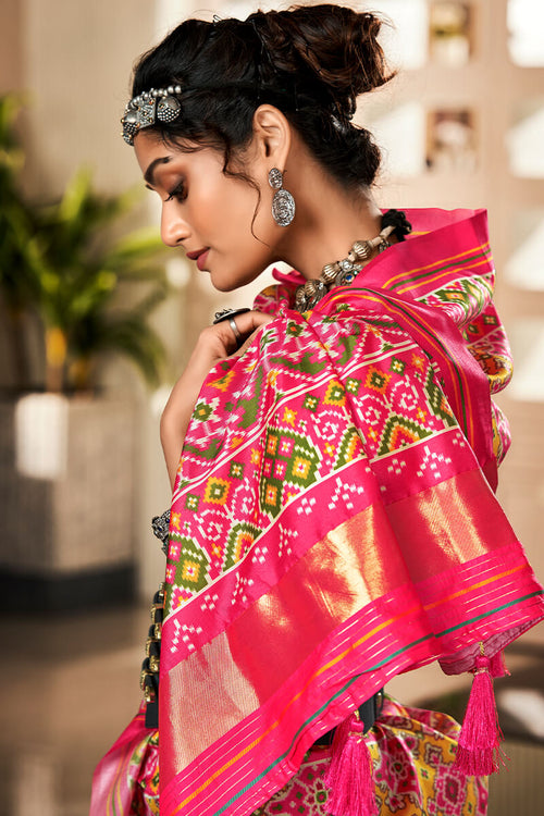 Load image into Gallery viewer, Scintilla Yellow and Pink Patola Silk Saree with Devastating Blouse Piece
