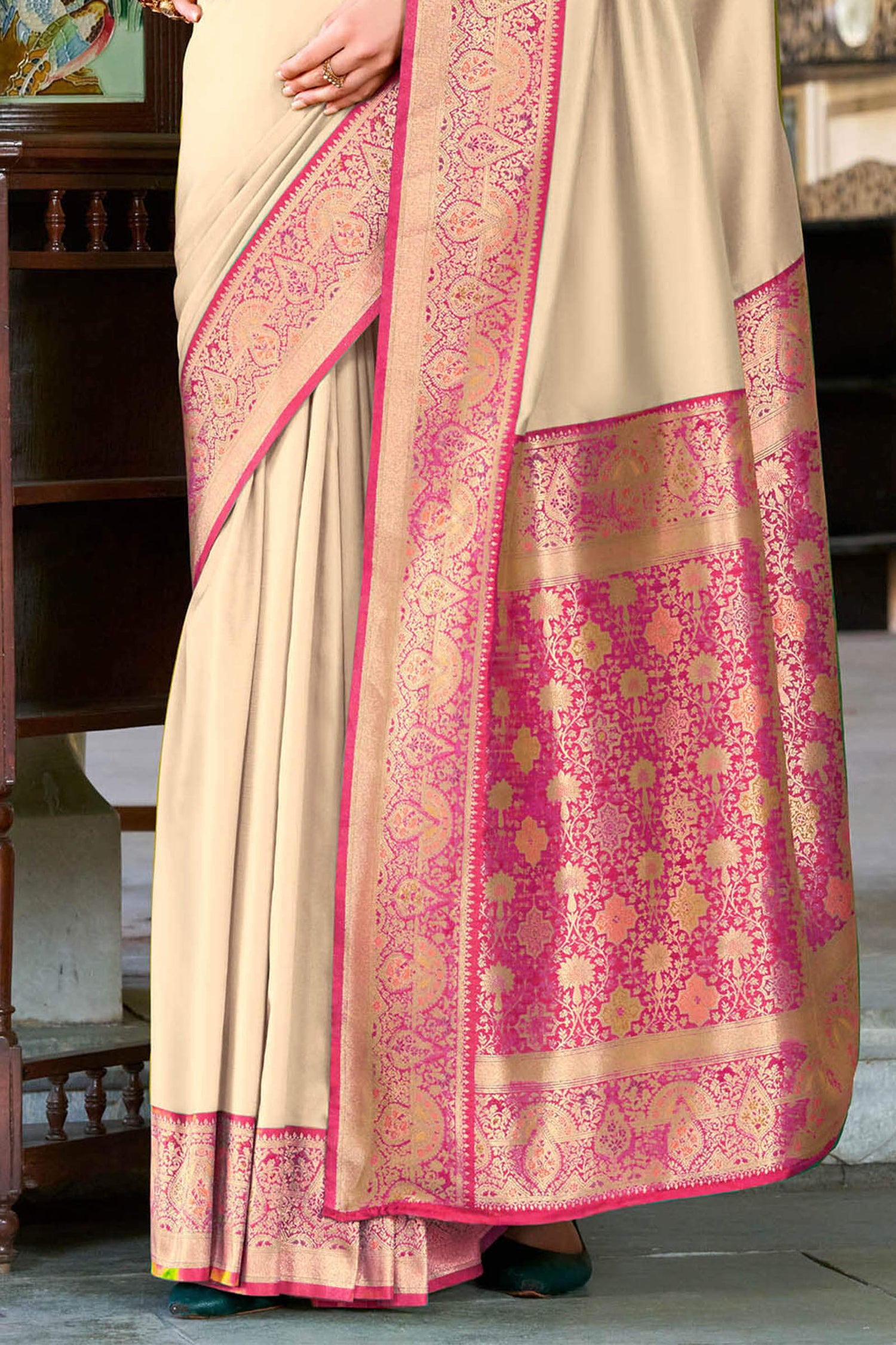 Redolent Beige Soft Banarasi Silk Saree With Ebullience Blouse Piece