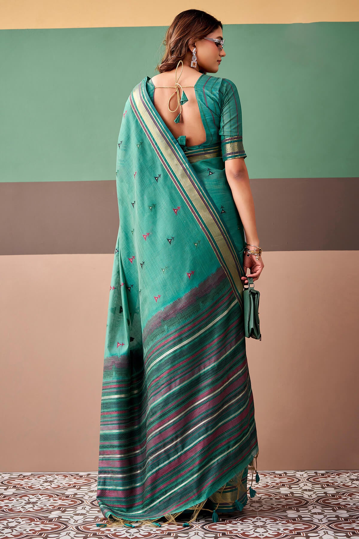 Glittering Sea Green Cotton Silk Saree With Desirable Blouse Piece