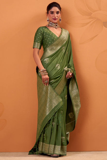 Capricious Dark Green Banarasi Tussar Silk Saree With Engrossing Blouse Piece