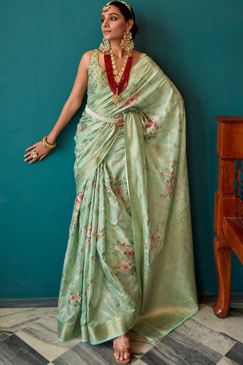 Load image into Gallery viewer, Dazzling Green Soft Banarasi Silk Saree With Mesmerising Blouse Piece
